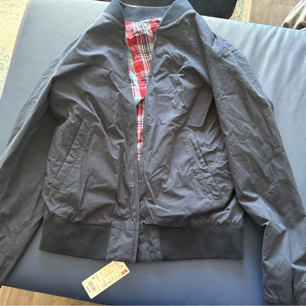Uniqlo Men's Dark Blue Bomber Jacket with Red Plaid Lining